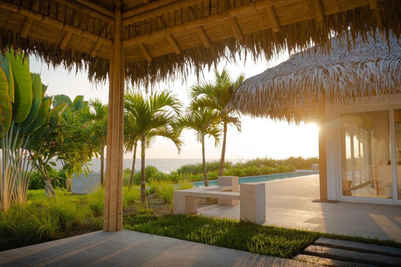 Tanusas Retreat & Spa Puerto Cayo Zewnętrze zdjęcie