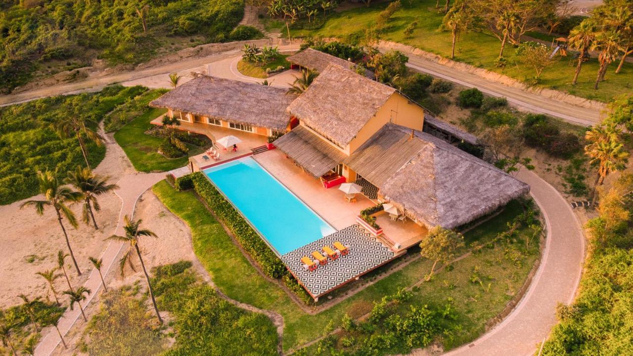 Tanusas Retreat & Spa Puerto Cayo Zewnętrze zdjęcie