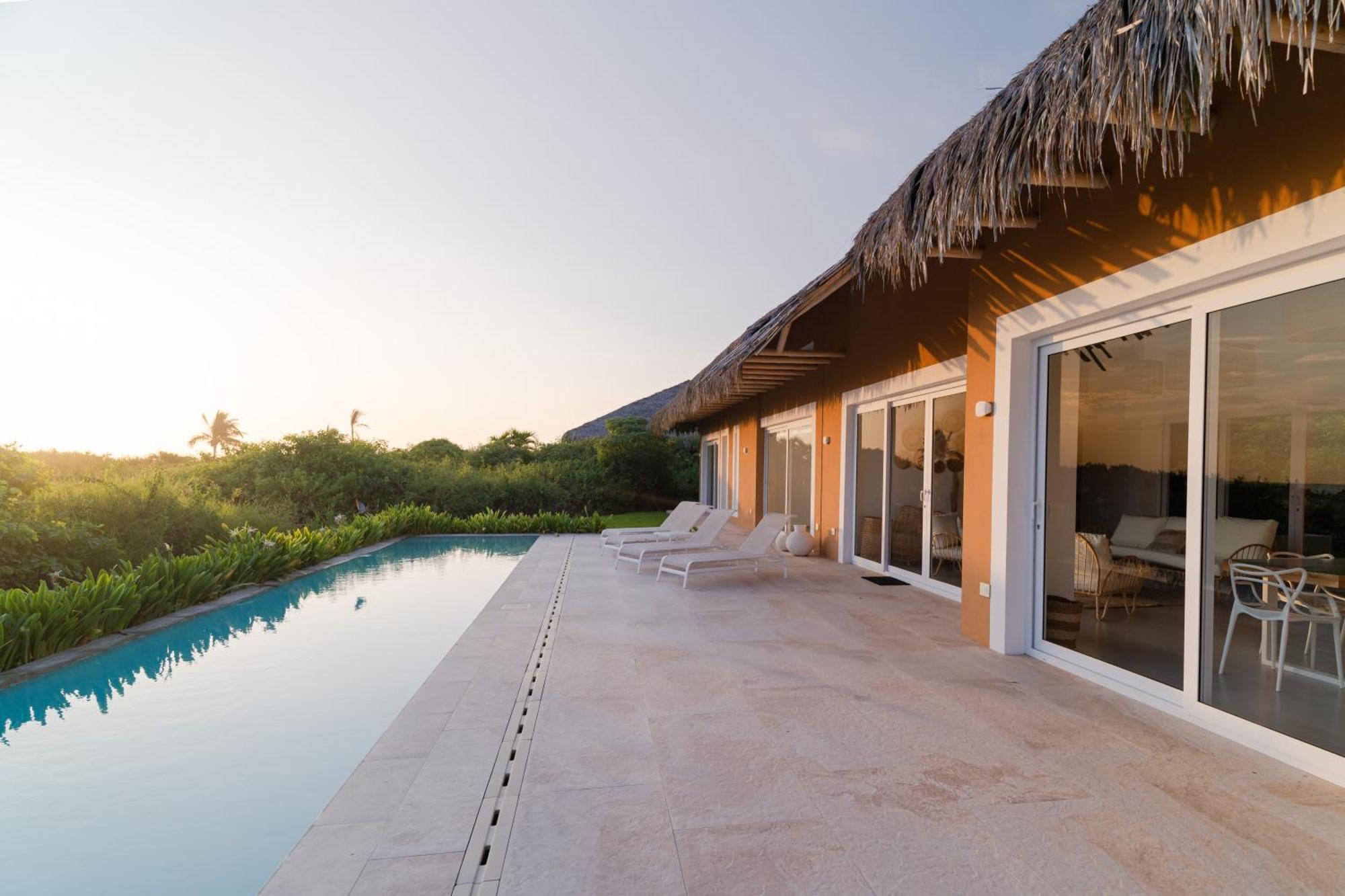 Tanusas Retreat & Spa Puerto Cayo Zewnętrze zdjęcie